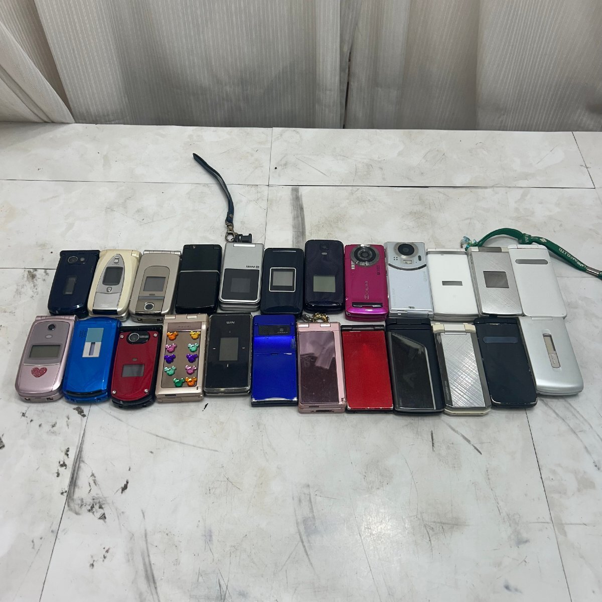 Yahoo!オークション -「ジャンク ガラケー まとめ」の落札相場・落札価格