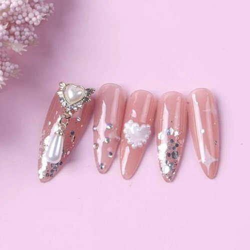 P127《2個》ネイルパーツ ゴールド ハート 揺れるパーツ パール 量産型