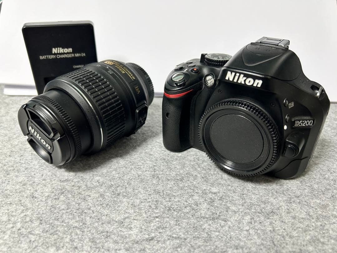 Nikon D5200 デジタル一眼レフカメラ 中古 レンズ付き ニコン（Nikon） デジタル一眼 Nikon D5200 レンズキット レッド 中古